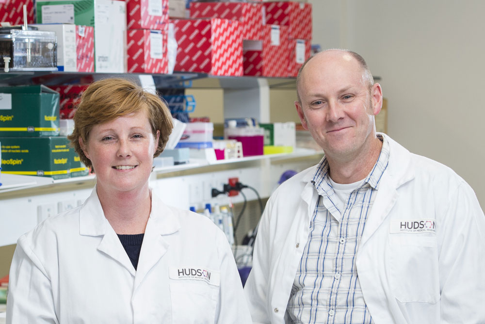 Dr Michelle Tate and A/Prof Ashley Mansell from Centre for Innate Immunity and Infectious Diseases at Hudson Institute