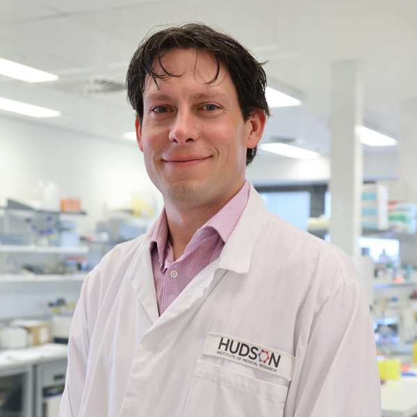 Associate Professor Sam Foster in the lab focusing on healthy microbiome