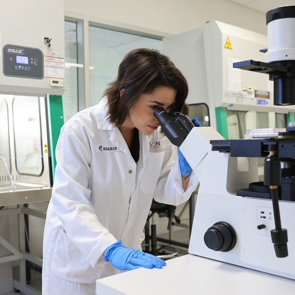 Natalia Sampaio In the lab of the RNAte Platform at Hudson Institute